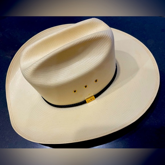 Resistol Other - NWOT 10X GEORGE STRAIT WESTERN HAT BY RESISTOL. Size 7 3/8. Never worn.